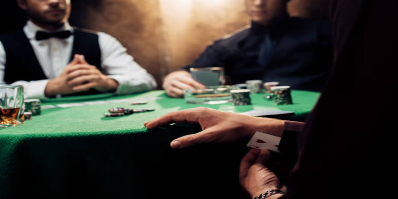 You are currently viewing Comment savoir si un joueur bluff au poker ?